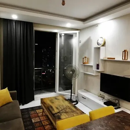 Site Icerisinde, Ulasima Yakin Daire. Apartment *